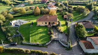 Haus in Camin de la fuente del alamo 10. Espectacular vivienda unifamiliar en la pedrera alta calidades c
