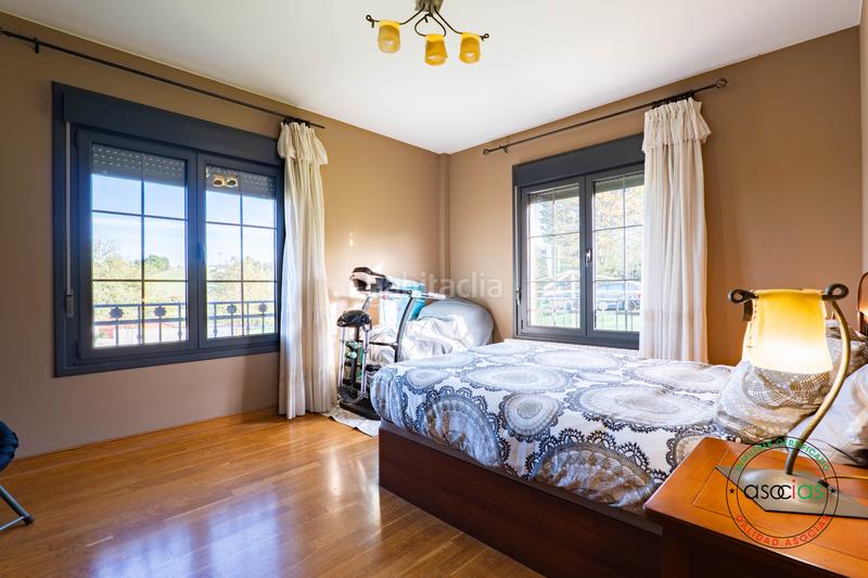 Foto 8aad8a15-5efe-467e-95b9-a32a292db33f. Maison dans camin de la fuente del alamo 10 dans La Pedrera Gijón