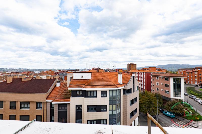 Foto 3fa35f16-35e3-4511-a15c-feba3c646808. Pis a Gijón - calle ramon y cajal 72 a Ceares Gijón