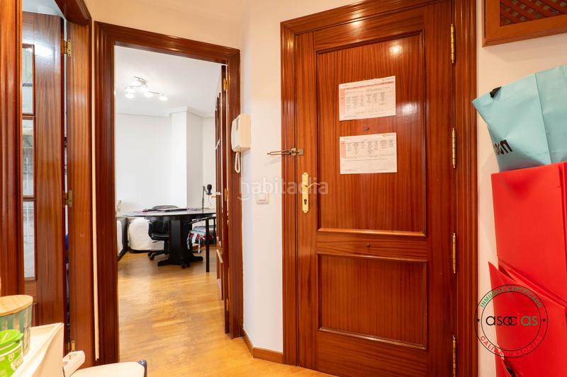 Foto a1984b1a-b30b-4715-a3fa-e6aff3bd2f7e. Pis a Gijón - calle ramon y cajal 72 a Ceares Gijón