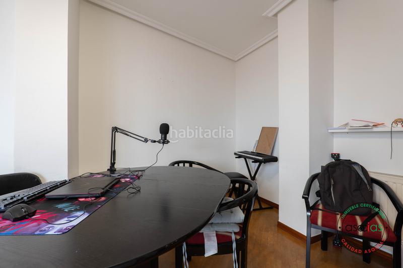 Foto e66ad709-df26-476d-85c6-57e42a73b9ff. Pis a Gijón - calle ramon y cajal 72 a Ceares Gijón