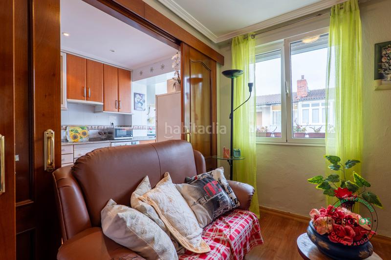 Foto bdcb97d0-36ed-4d3e-aa7d-29ca3aac6bd9. Pis a Gijón - calle jesus gonzalez alonso 5 a Pumarín Gijón