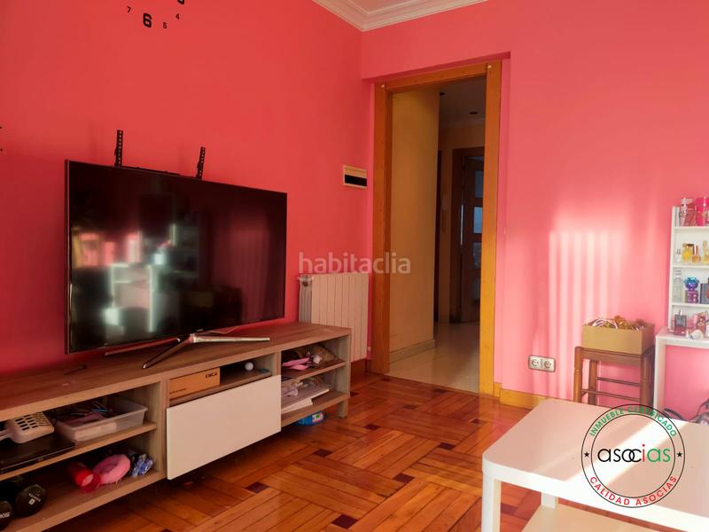 Foto 66729396-589b-4af5-9d47-2a75c92e36d0. Piso en Gijón - calle adaro 15 venta de piso en avda. constitucion en Gijón