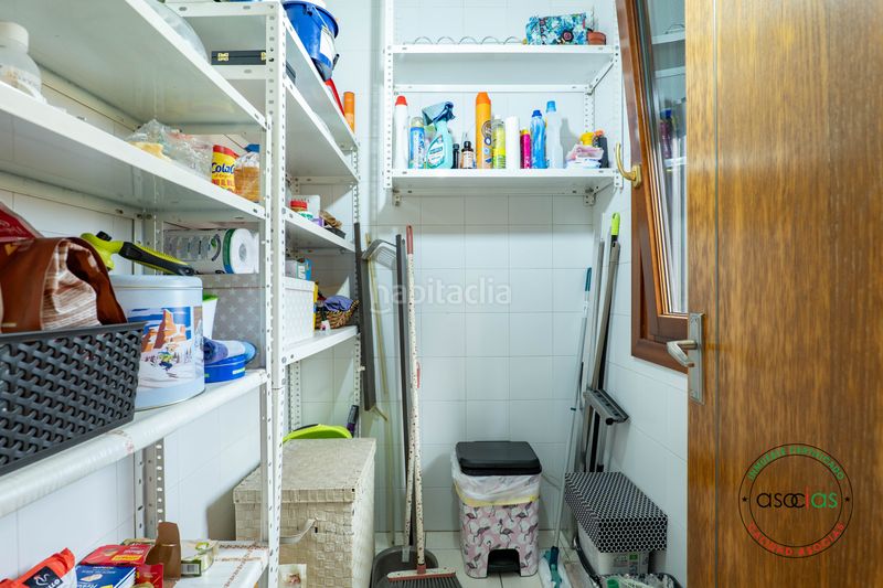 Foto 0b2b3b91-9835-42ea-ad58-0acc9a197a40. Piso en Gijón - calle manolo quiros 7 dúplex para entrar a vivir de tres dormitorios, salón, cocina, plaza de garaje y trastero en Gijón