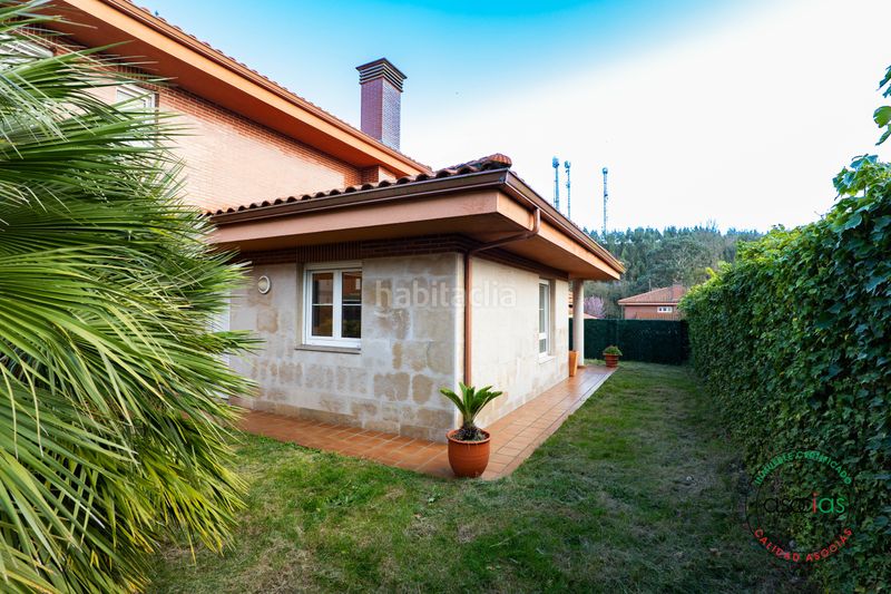 Foto 1026f398-2ba9-4bfe-8f6a-191132e01177. Casa aparellada a luanco - calle la fumienta 7 a Gozón