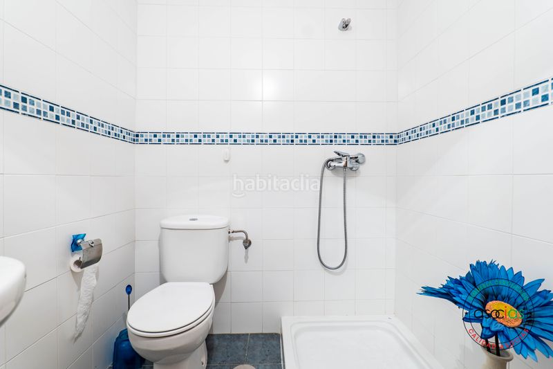 Foto 4ab00530-3aed-4374-b168-467d0d7d9644. Casa aparellada a luanco - calle la fumienta 7 a Gozón