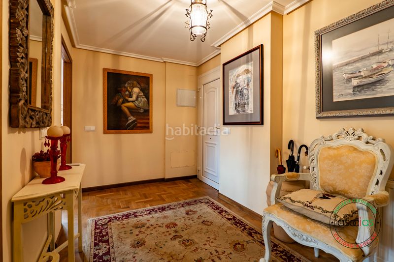 Foto 55cc362d-5253-4d22-9e1b-4839b9ffccb2. Casa aparellada a luanco - calle la fumienta 7 a Gozón