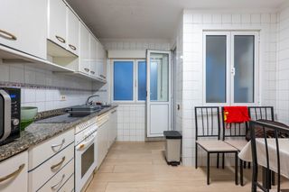 Etagenwohnung in Gijón - calle marques de urquijo 1. Amplia vivienda en calle marqués de urquijo, en el tan demandado