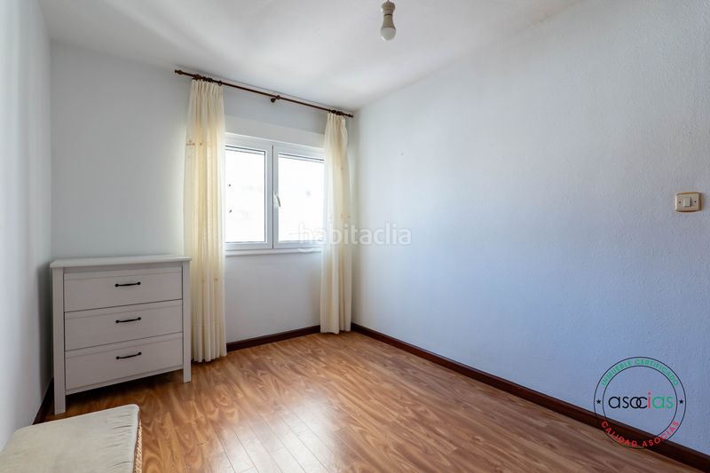 Foto 18d05eb6-ba0f-47b4-8849-d7e31a4c383e. Pis a Gijón - calle progreso 4 a Ceares Gijón