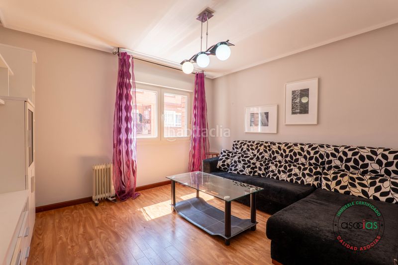 Foto 7fa9c75c-84a5-4fc3-bf16-48a10a9d9359. Pis a Gijón - calle progreso 4 a Ceares Gijón