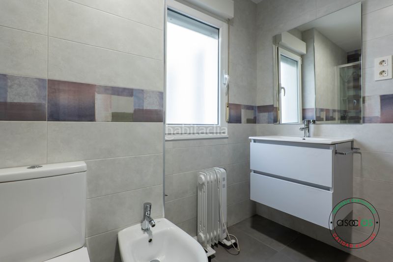 Foto d63077c2-824d-43d6-9868-959881561a6e. Pis a Gijón - calle progreso 4 a Ceares Gijón