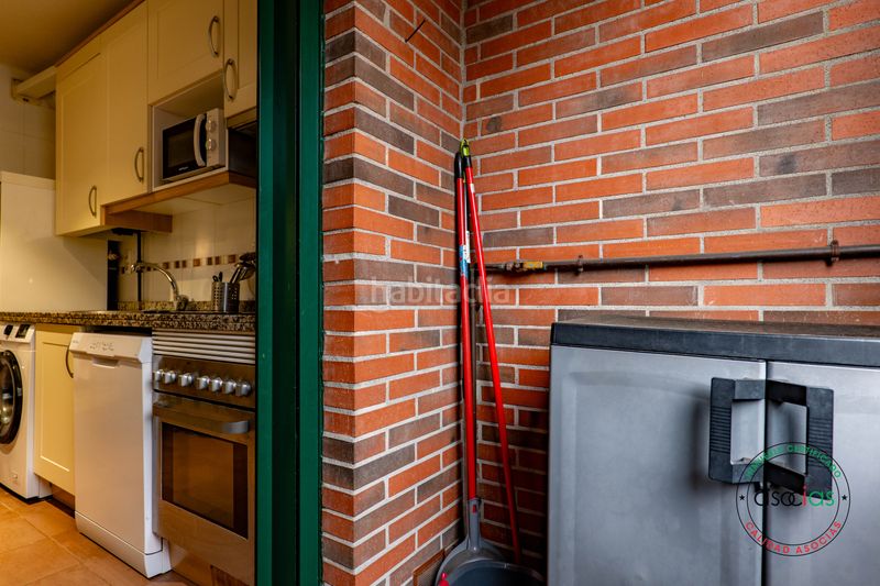 Foto 61cb9918-7792-49e3-a8d4-bc08cf9983d7. Pis amb calefacció aparcament a Tremañes Gijón