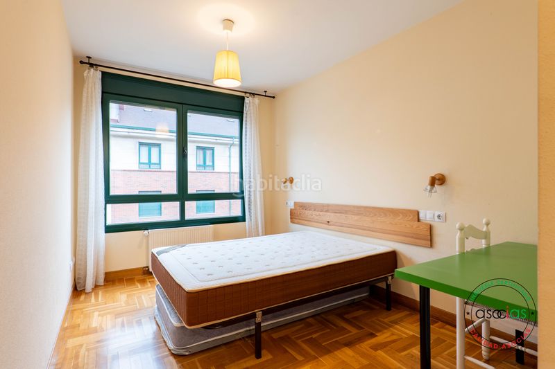 Foto bacad189-97d5-4800-8d48-a32d9fd0f831. Pis amb calefacció aparcament a Tremañes Gijón