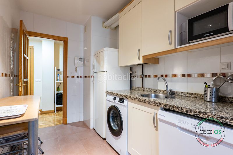 Foto bb152ff6-e4f7-4bba-b97b-bd6588cbe135. Pis amb calefacció aparcament a Tremañes Gijón