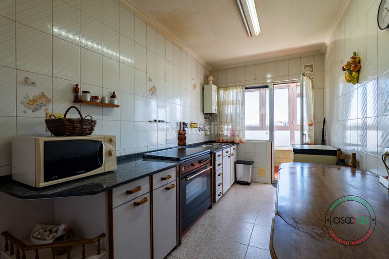 Foto 16f42088-ca44-40d1-84d6-bc49c27c613a. Pis a Gijón - calle reconquista 17 a Ceares Gijón