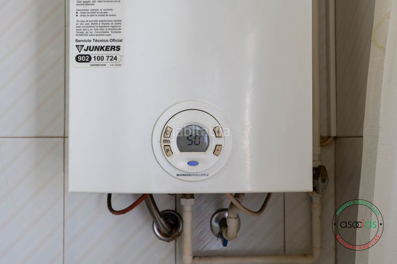 Foto f2839f3a-be70-48de-b901-ddde3568358d. Pis a Gijón - calle reconquista 17 a Ceares Gijón