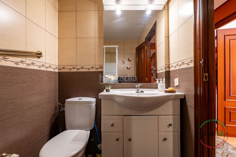 Foto 63d08fdb-f00e-4438-aa52-ce70290699d1. Pis a Gijón - avenida de torcuato fernandez miranda 10 a Gijón