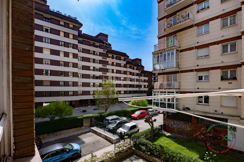 Foto 9186742e-c6fb-4535-bff4-e677c3de1e70. Pis a Gijón - avenida de torcuato fernandez miranda 10 a Gijón