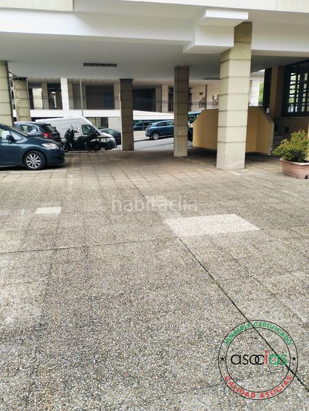 Foto 8042e6b6-ac3c-4d43-9eea-0a8cbf1322a7. Aparcament cotxe a El Coto Gijón