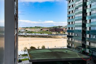 Etagenwohnung in Gijon - calle aguado 40. Dos habitaciones y un privilegio el mar al fondo
