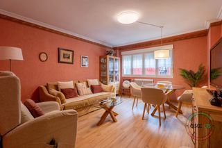 Appartement à Gijon - calle ramon y cajal 27. Acogedor piso de 3 habitaciones  con excelente ubicación, listo
