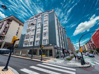 Flat  Gijon - calle ramon y cajal 27. Acogedor piso de 3 habitaciones  con excelente ubicación, listo