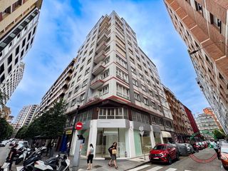 Appartement à Calle adosinda 11. Venta de piso en el centro