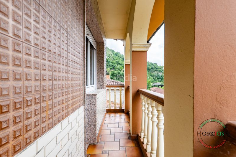 Foto 0a528045-580f-466f-8304-d59c4f9575a4. Casa a el condado - lugar condado 89 a Laviana
