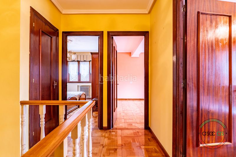 Foto 67514694-55ca-4408-877b-e6b5df6cf50c. Casa a el condado - lugar condado 89 a Laviana