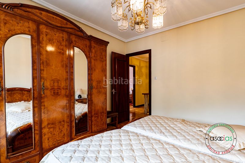 Foto 70e7e56d-2741-40d2-91e7-52158d5c56a9. Casa a el condado - lugar condado 89 a Laviana