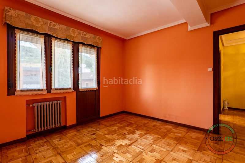 Foto e33fe0ed-7d09-44da-837c-db5b739eb735. Casa a el condado - lugar condado 89 a Laviana