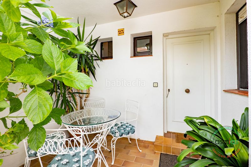 Foto f7968ca0-872a-441a-b6cc-e41714a86845. Casa adossada amb calefacció aparcament a La Fresneda Siero
