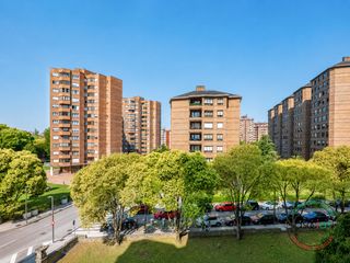 Appartamento in El Bibio - Parque. Venta vivienda 4 dormitorios, garaje,  166 m2 construidos cl ezc