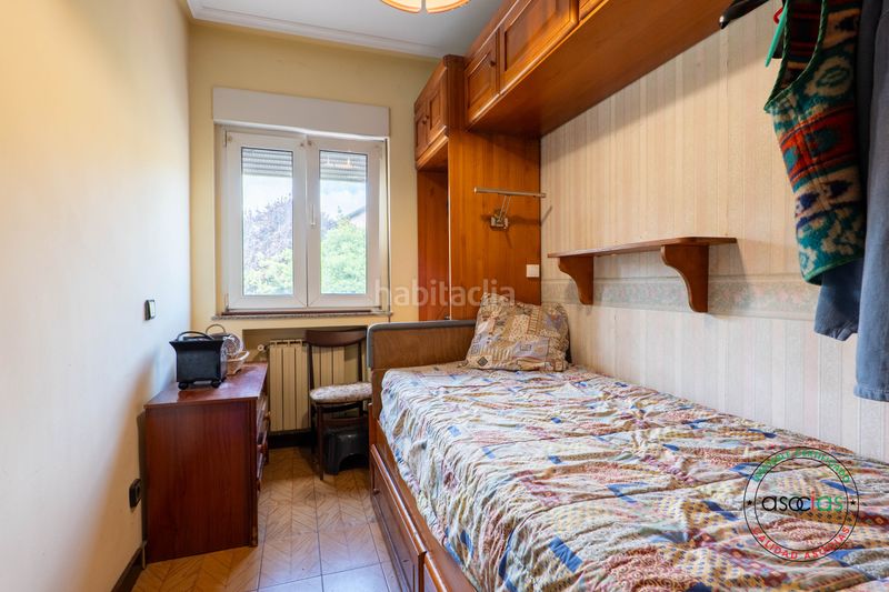 Foto 0278d51a-047d-4a0a-b8e9-dc11b96cc089. Maison jumelée dans Gijón - camino de la eria de polia 161 dans Gijón