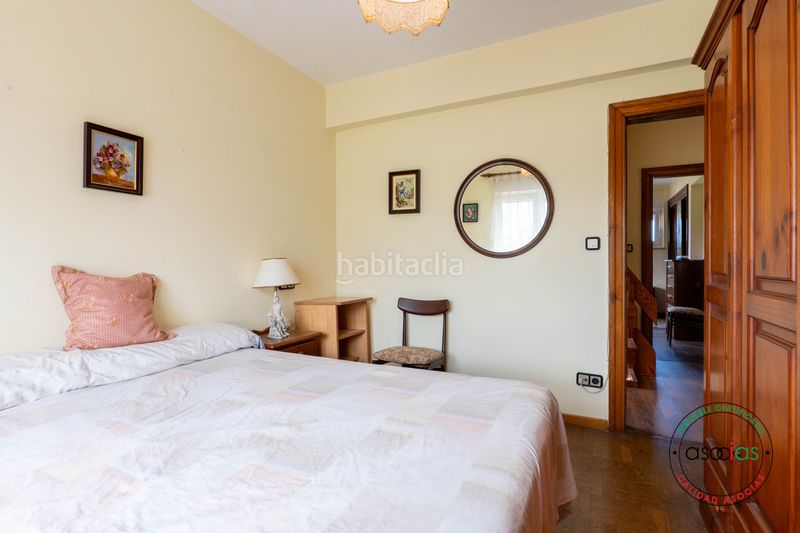 Foto ec1e1315-b765-47c6-bbbd-e9145b0ef76a. Maison jumelée dans Gijón - camino de la eria de polia 161 dans Gijón