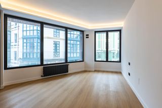 Flat in Gijón - calle trinidad 6. Elegancia, luz y vistas privilegiadas en el corazón de gijón