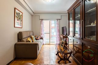 Appartamento  Gijón - calle ezcurdia 144. Venta piso 3 dormit ezcurdia 144 playa san lorenzo gijon 236.000