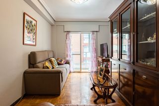 Flat in Gijón - calle ezcurdia 144. Venta piso 3 dormit ezcurdia 144 playa san lorenzo gijon 236.000