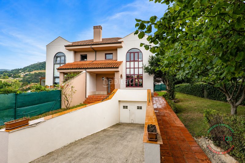 Foto 04f008c2-bbd0-4d58-b35f-b0a9a11f4dd3. Towny house in Vega - camino de huerces 1293 in Vega Gijón