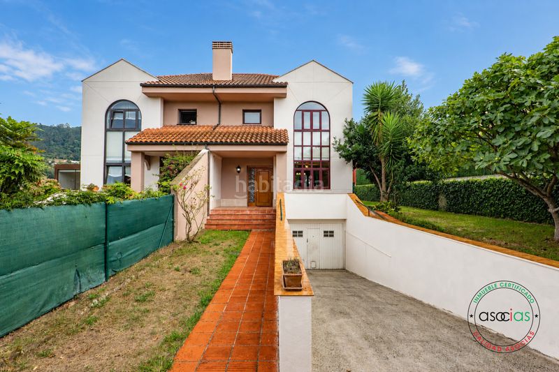 Foto 59d4673a-8901-470d-8d05-cc1307fc2bd3. Towny house in Vega - camino de huerces 1293 in Vega Gijón
