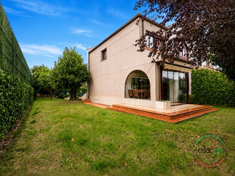 Foto 8e521e66-798d-49c5-88eb-80e556a5bc16. Towny house in Vega - camino de huerces 1293 in Vega Gijón