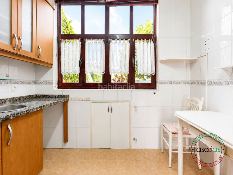 Foto 91d7ee4b-b7b7-420f-a498-d2b2e6890ea2. Towny house in Vega - camino de huerces 1293 in Vega Gijón