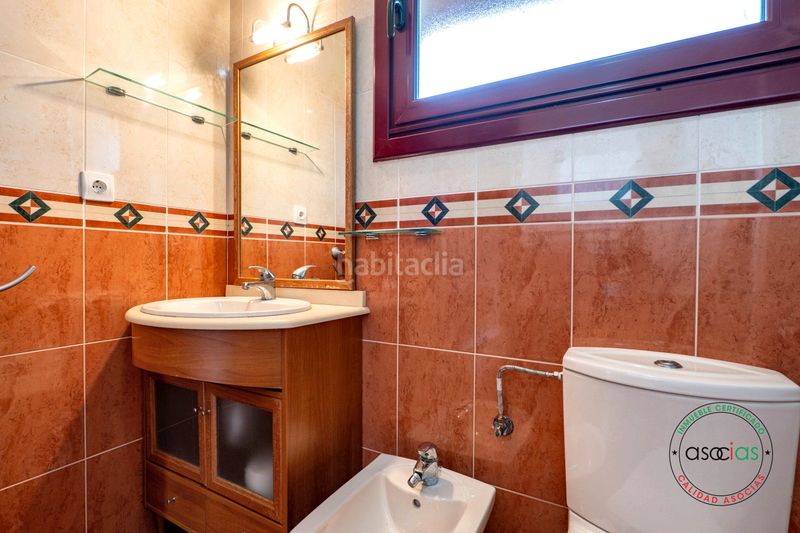 Foto 9fee1445-989e-4604-bd9e-87e290b65300. Towny house in Vega - camino de huerces 1293 in Vega Gijón
