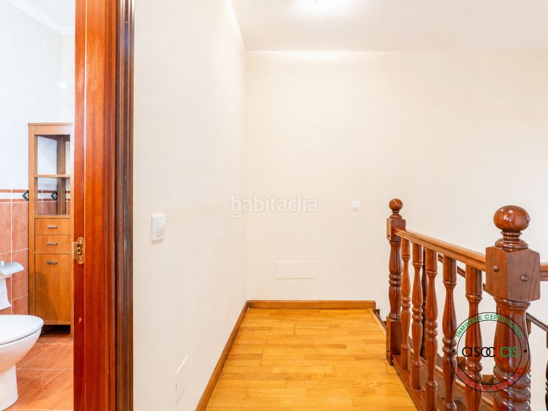 Foto b199eee1-17a5-40c5-be8e-c7d3712b5663. Towny house in Vega - camino de huerces 1293 in Vega Gijón
