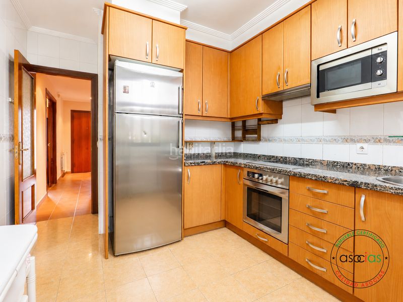 Foto d63ad6cd-17a2-4f60-ab80-029695a3cd8d. Towny house in Vega - camino de huerces 1293 in Vega Gijón