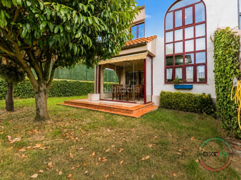 Foto fcd87fb0-912a-4efd-ab9f-acd2e464ebb2. Towny house in Vega - camino de huerces 1293 in Vega Gijón