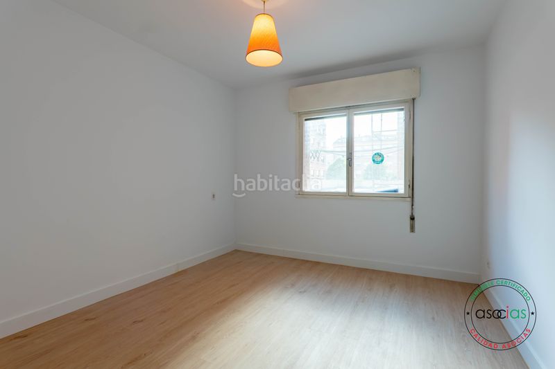 Foto 531890fd-cf7d-4066-8504-74691d5fbdb2. Piso en Gijón - avenida gaspar garcia laviana 49 venta de piso en gaspar garcialaviana en Gijón