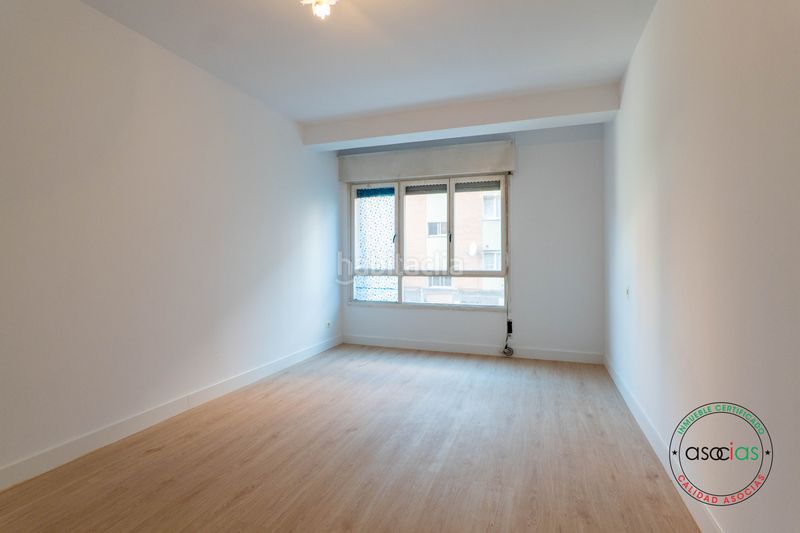 Foto 8c5a24a4-7bfa-4c94-b52c-5744ee88b82b. Piso en Gijón - avenida gaspar garcia laviana 49 venta de piso en gaspar garcialaviana en Gijón