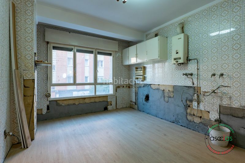 Foto b4471cdd-3106-4214-9ff1-1c65d184012f. Piso en Gijón - avenida gaspar garcia laviana 49 venta de piso en gaspar garcialaviana en Gijón