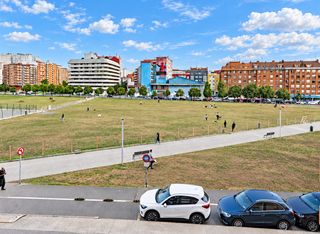 Appartement à Gijón - calle pintor mariano more 2. Piso en venta en el solaron gijon , 4 hab 2 baños ascensor